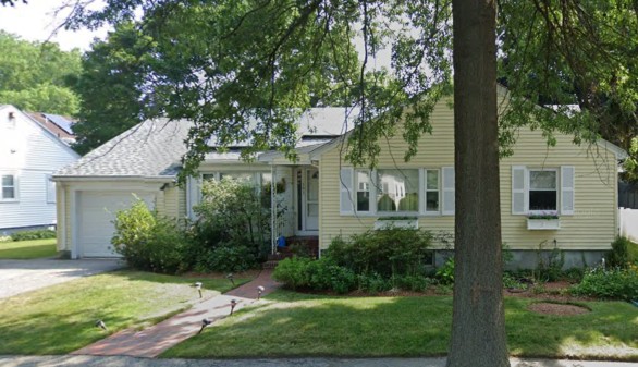 Photo of Robin Ohringer's Office at 263 Concord Avenue, 
			  	Cambridge, MA 02138